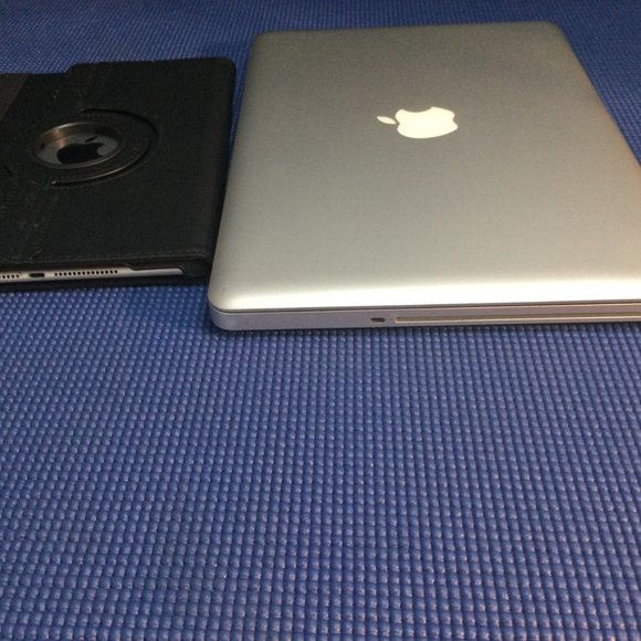 MacBook Pro 13" A1278 2012 2.5GHz Core i5 | 16 GB Ram/512B SSD | 64GB iPad Air 2 - Picture 11 of 15